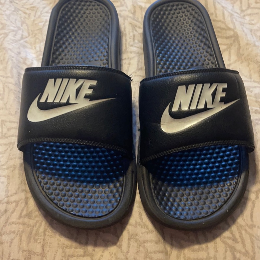 Nike slides